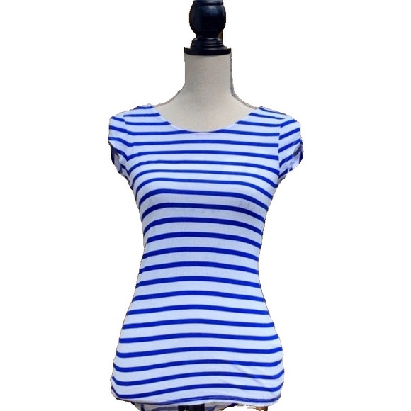 ☀️4/25 Zara Women’s Tuxedo-Tail Striped Top